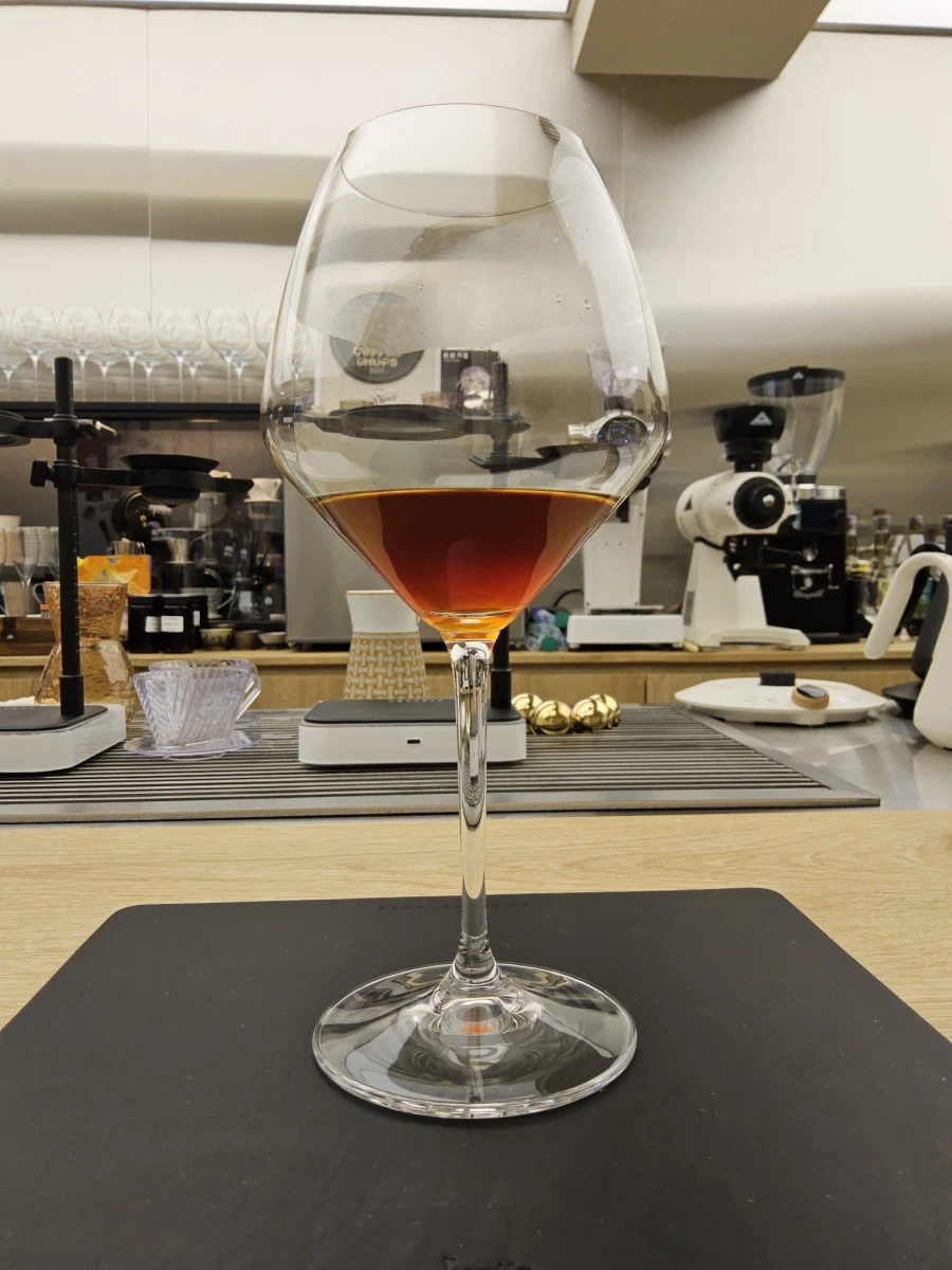 ㄹㄹ커피에서 마신 6만원 짜리 커피_1.webp