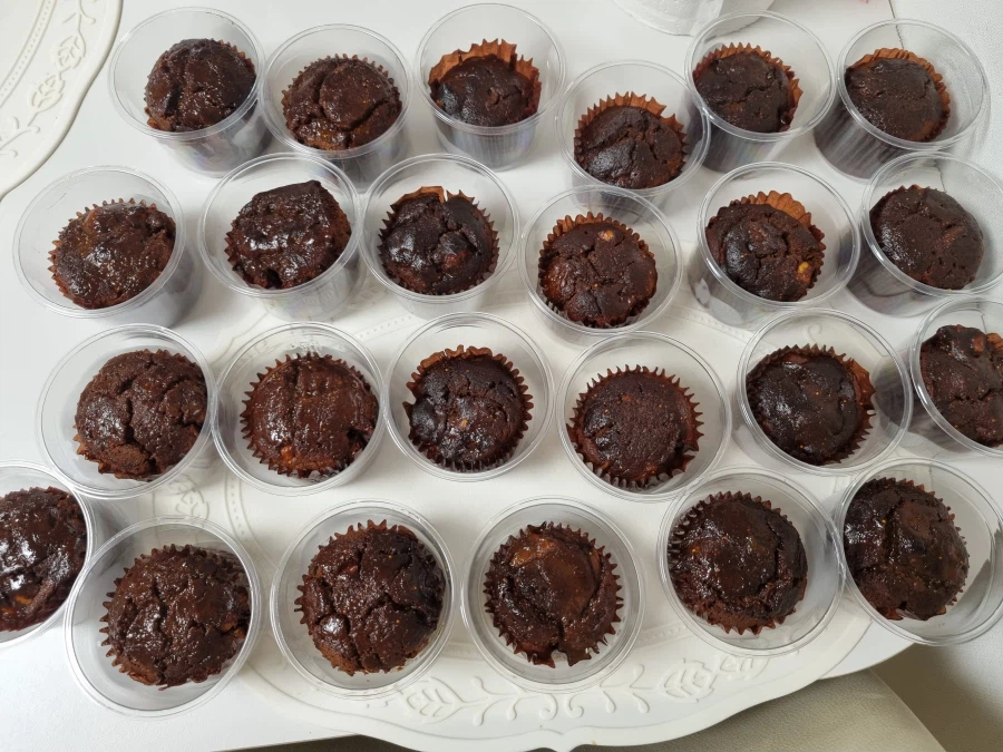 친구 어머니한테 주문받은거 만드는중_2.webp