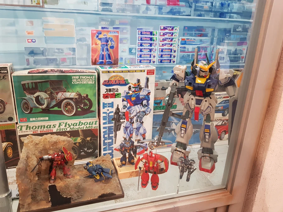 [아카데미 과학] 故 김순환 회장님 추모전 사진 - 교재사 / 집무실_30.webp