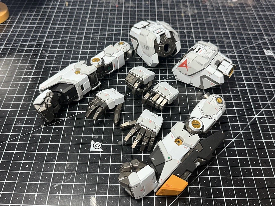 PGU RX-93 뉴건담 도색완성_32.webp