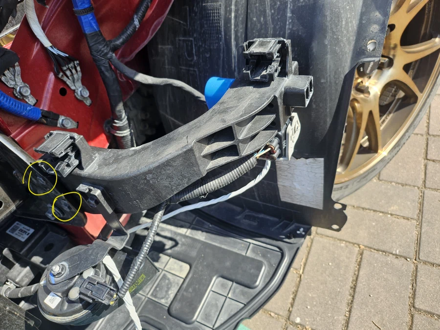 21년이후 출고된 현대차중에 범퍼 쳐짐 현상있는 차 있나요?_1.webp