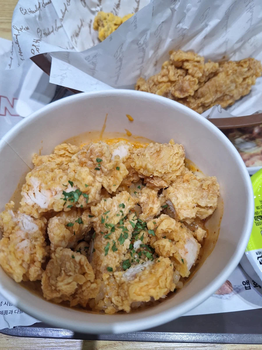 KFC 투움바켄치밥_1.webp