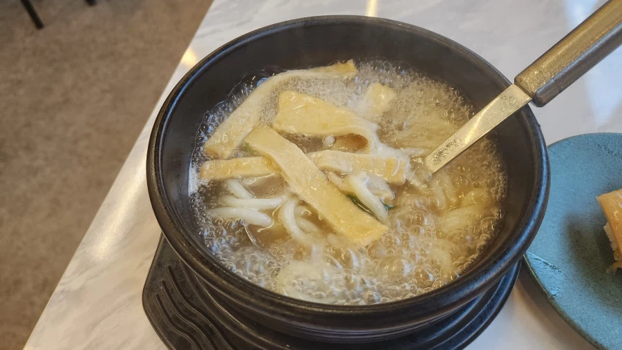 요즘엔 초밥이 자주 땡깁니다._4.webp