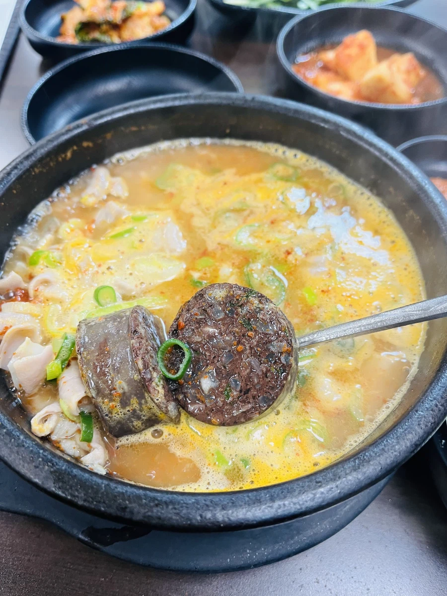 전주 피순댓국 & 생막_4.webp