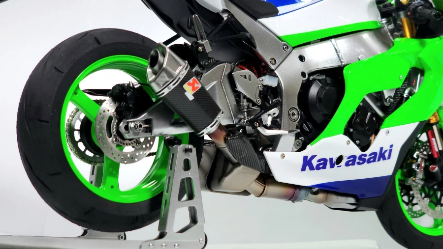 [MENG] 1/9 Kawasaki ZX-10R_16.webp