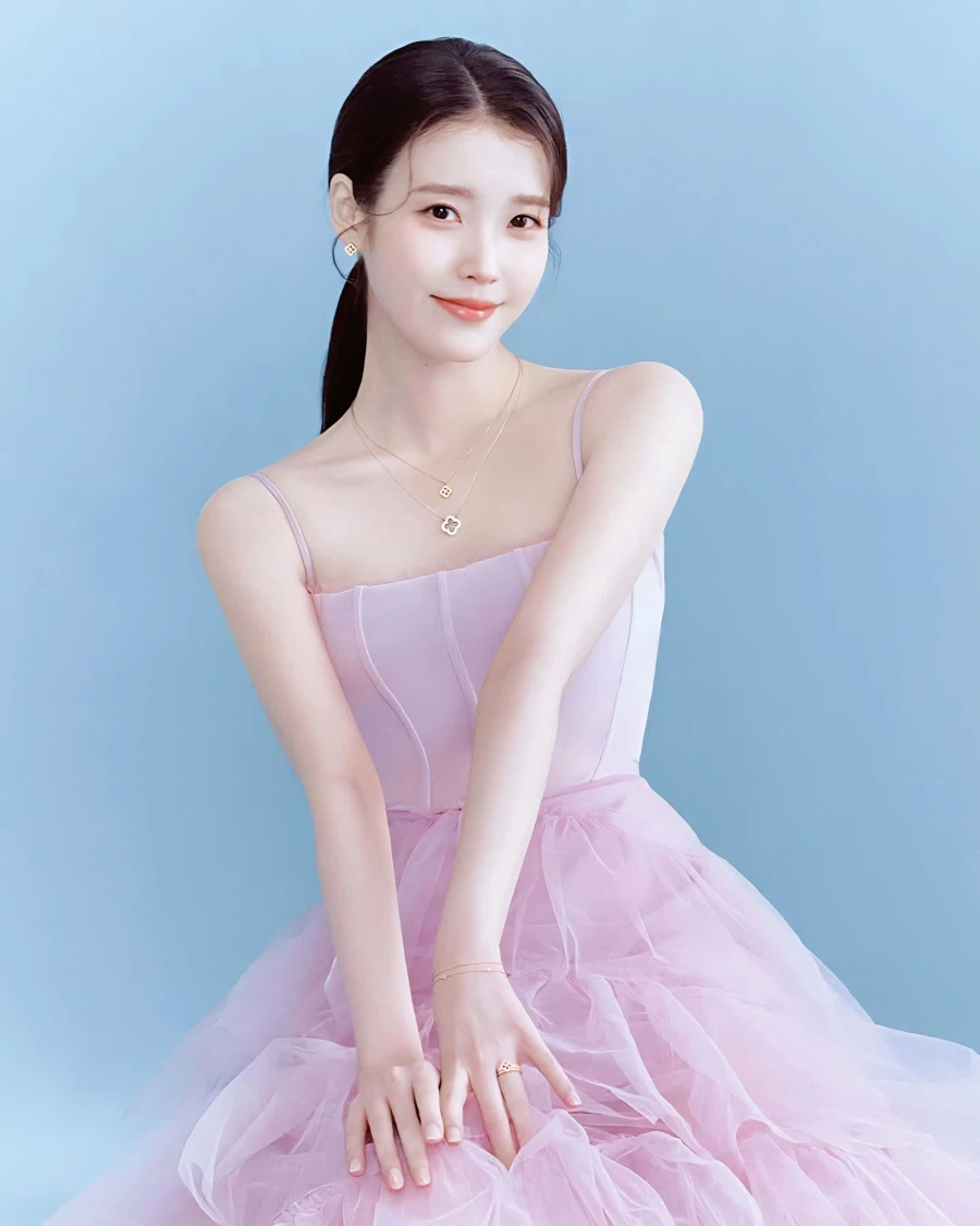 제이에스티나 인스타그램_1.webp