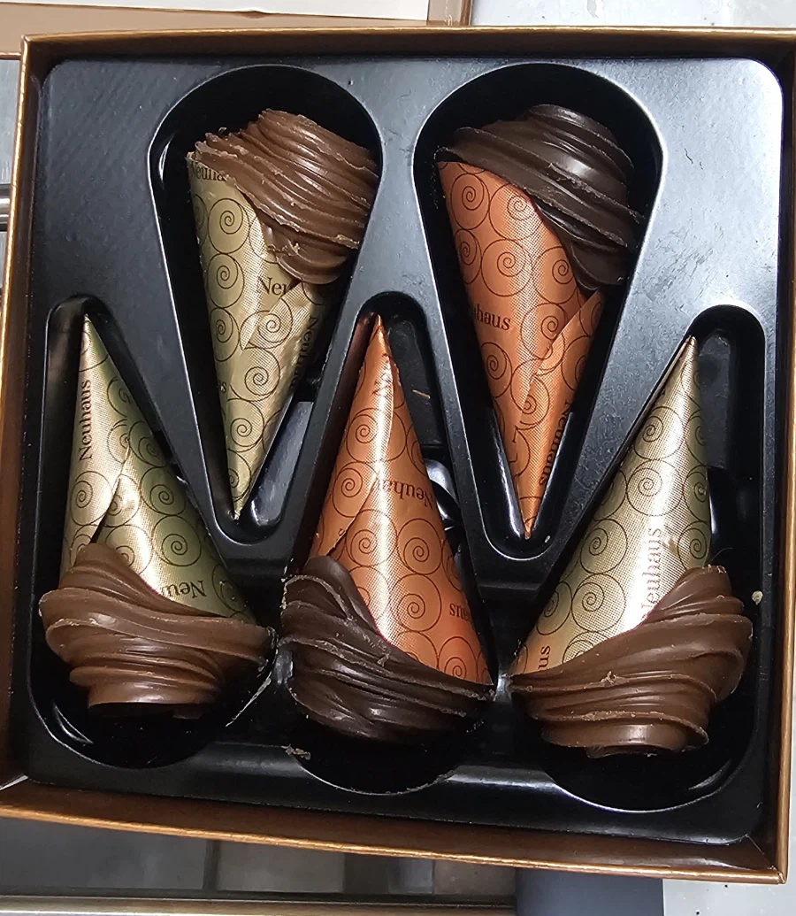 2년+20일 기념 방송 당첨 초콜릿_2.webp