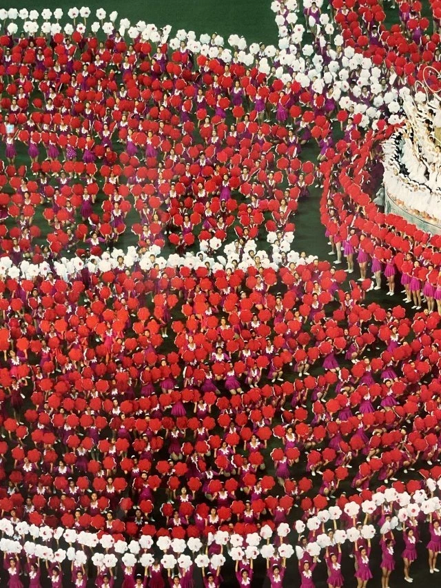 안드레아 거스키 선생님의 작품.jpg_2.webp