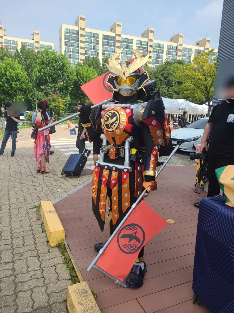 여름철 코스프레의 위험성.jpg_1.webp