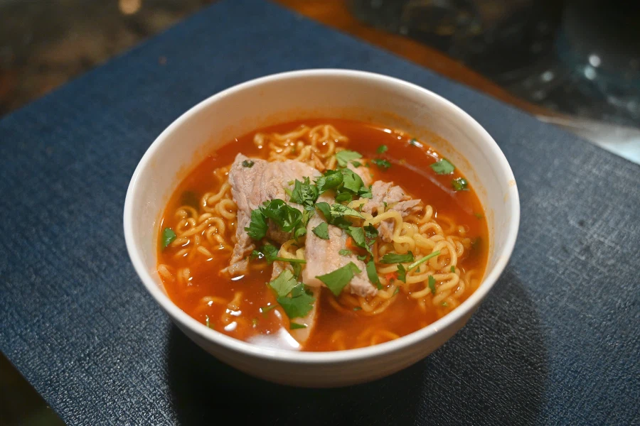 고수넣고 대충 끼려묵는 라면;ㅎ_1.webp