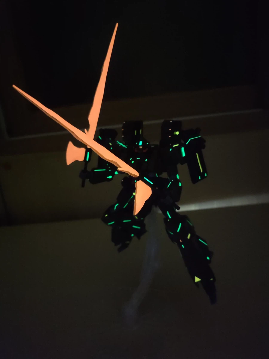 HG 리벤볼프 축광테이프 작업후 찍어본 간단 액션샷들입니다._12.webp