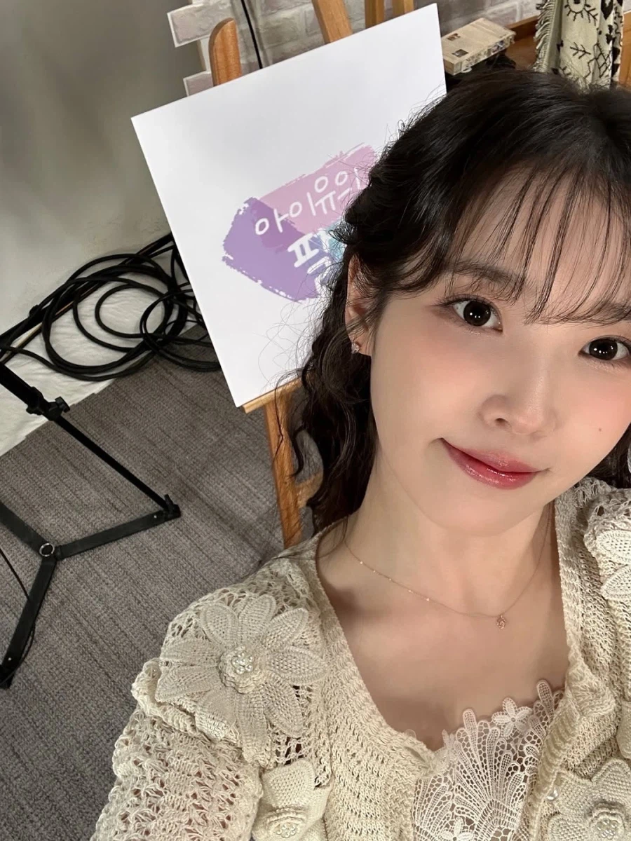 [EDAM] 팔레트 🎨 비하인드 셀카_1.webp