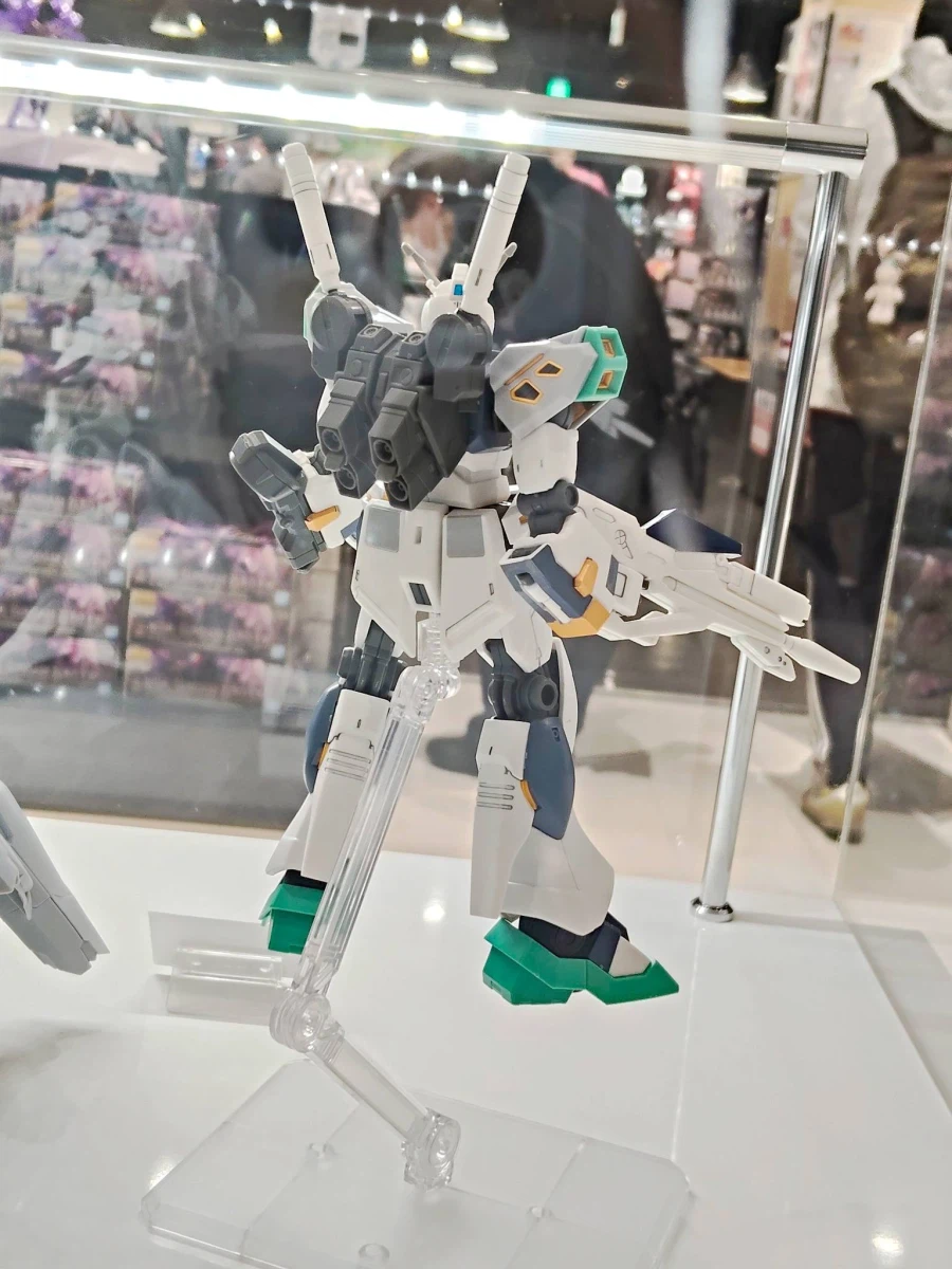 HGUC 1/144 아류제우스 + 소체 양산형 뉴 건담 외 도쿄점 전시 사진_5.webp