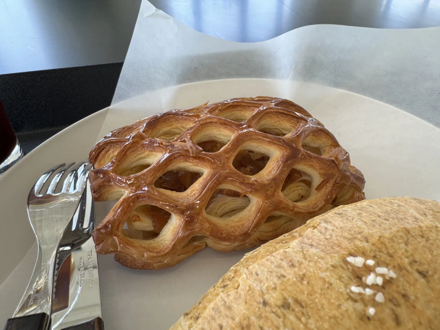 시골에 이 정도의 카페라니?_3.webp