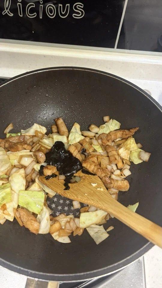 집에서 만들어먹는 간짜장라면_6.webp