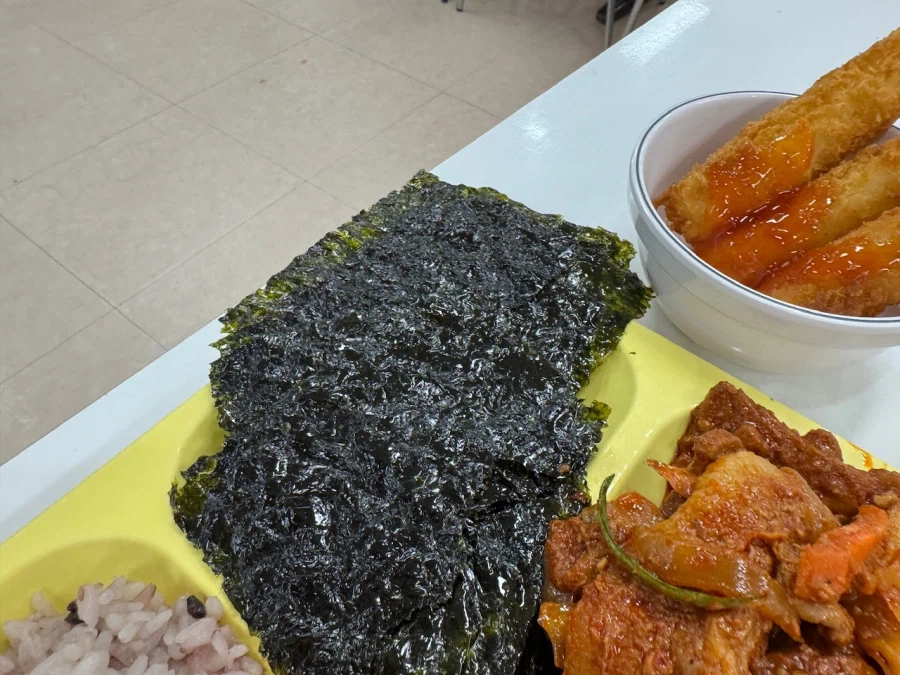 간만에 올리는 구디 8000원 구내식당밥_5.webp