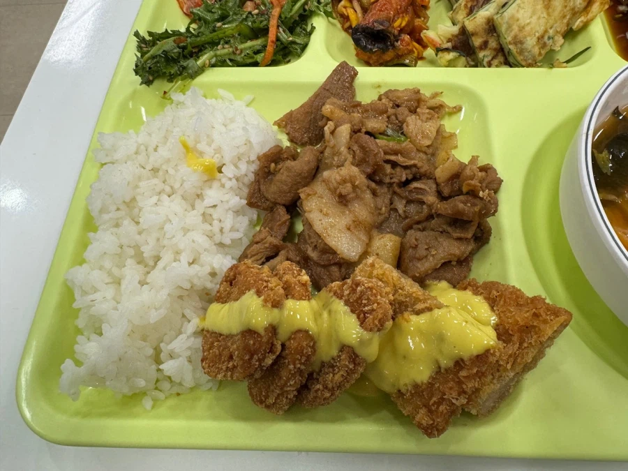 간만에 올리는 구디 8000원 구내식당밥_32.webp