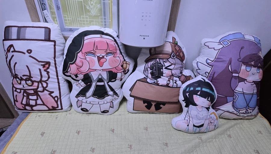 (트릭컬)작가님들한테 커미션 후 선물 발주한 80cm 쿠션들 전부 옴_2.webp