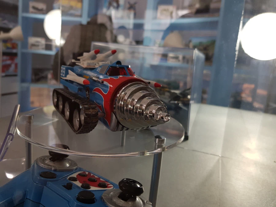 [아카데미 과학] 킹모그라스 박철구 님 작품 전시 사진_6.webp