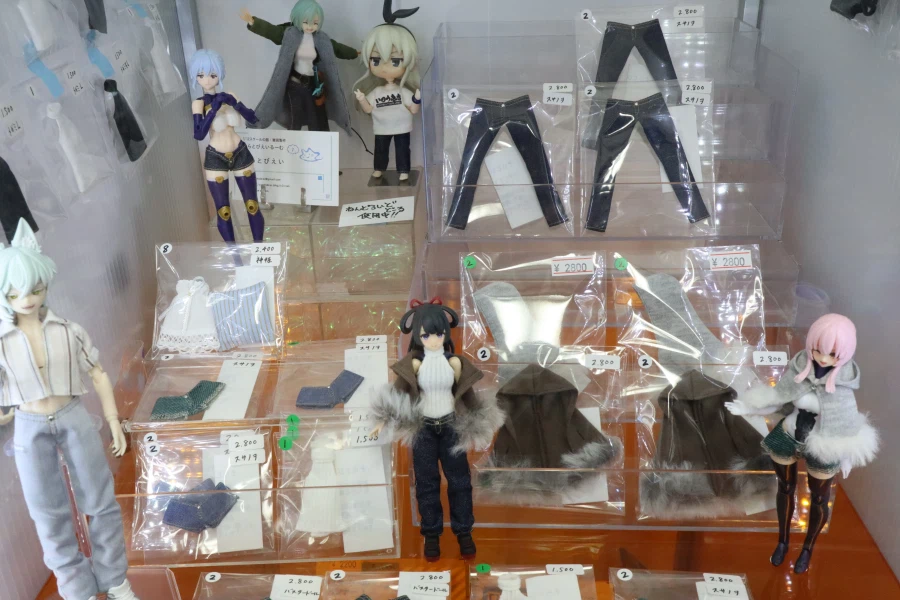 아키하바라에 있는 걸프라용 개인 커스텀 파츠샵_20.webp