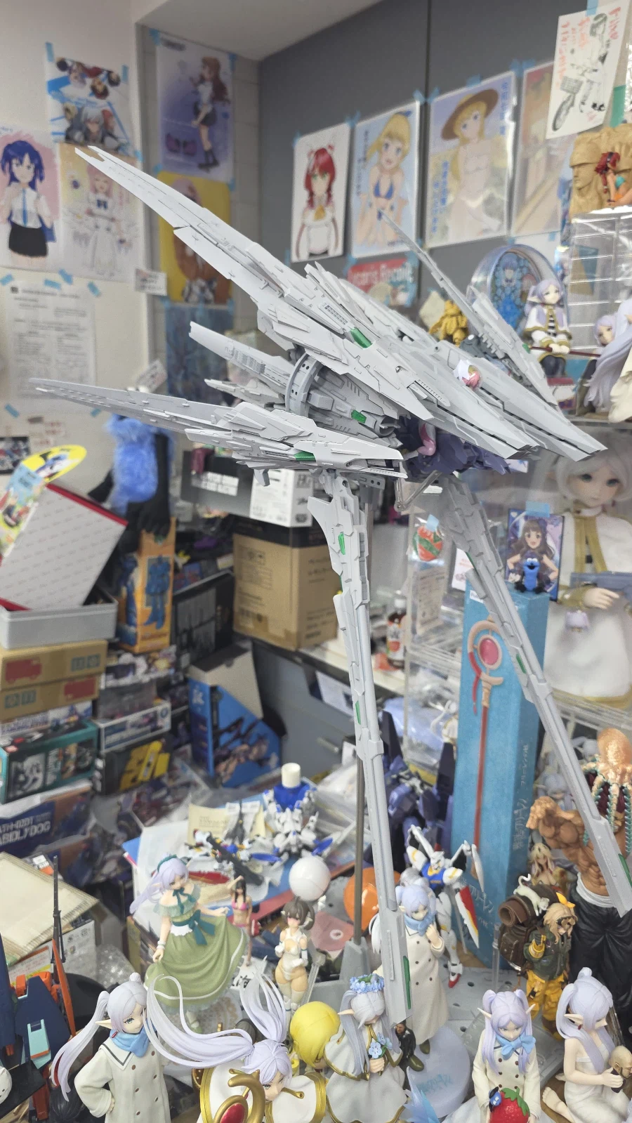 아키하바라에 있는 걸프라용 개인 커스텀 파츠샵_3.webp