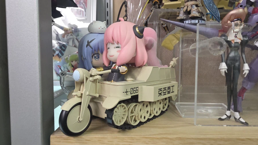 아키하바라에 있는 걸프라용 개인 커스텀 파츠샵_26.webp