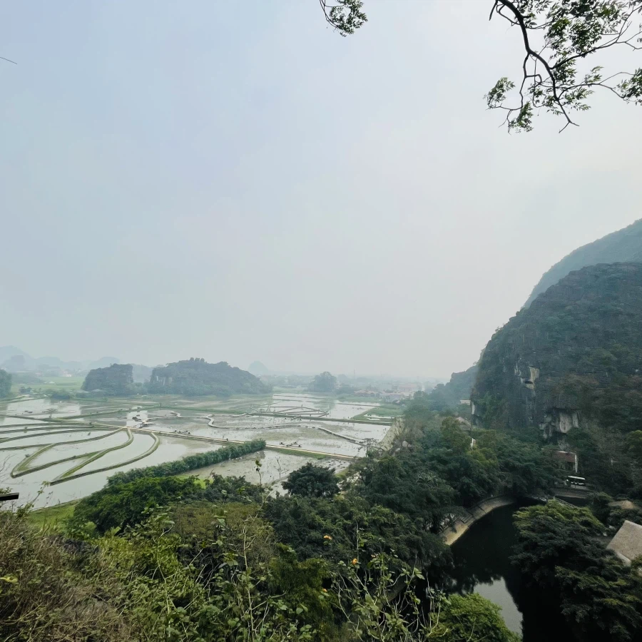 대망의 베트남 종단. 1일차 '닌빈 성'_3.webp