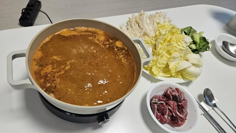 나홀로 자작 샤브샤브_1.webp