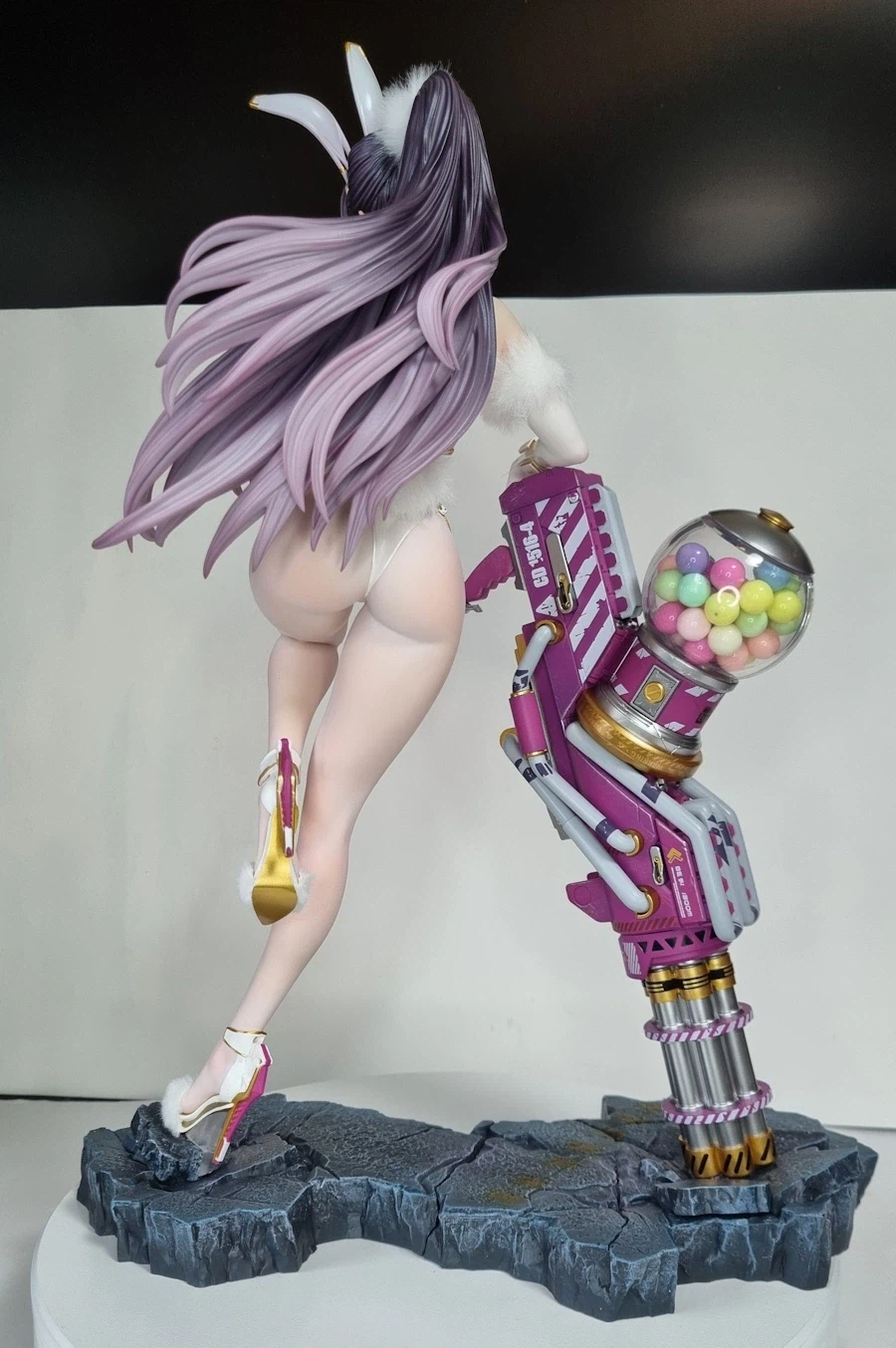 피지 스튜디오 1/6 New Era x Loull AroLL 브라이트 래빗_4.webp