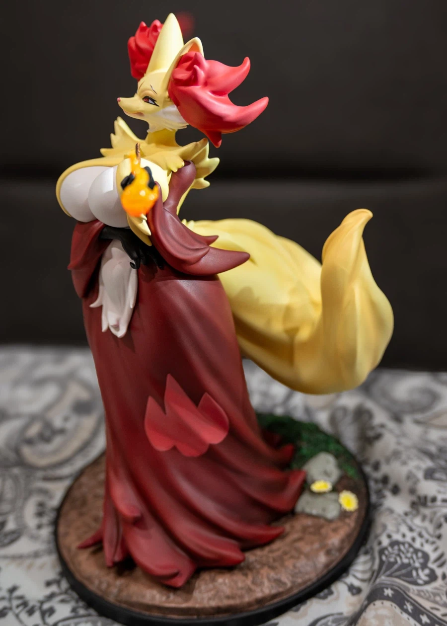 조금 수상한 마폭시 피규어_3.webp