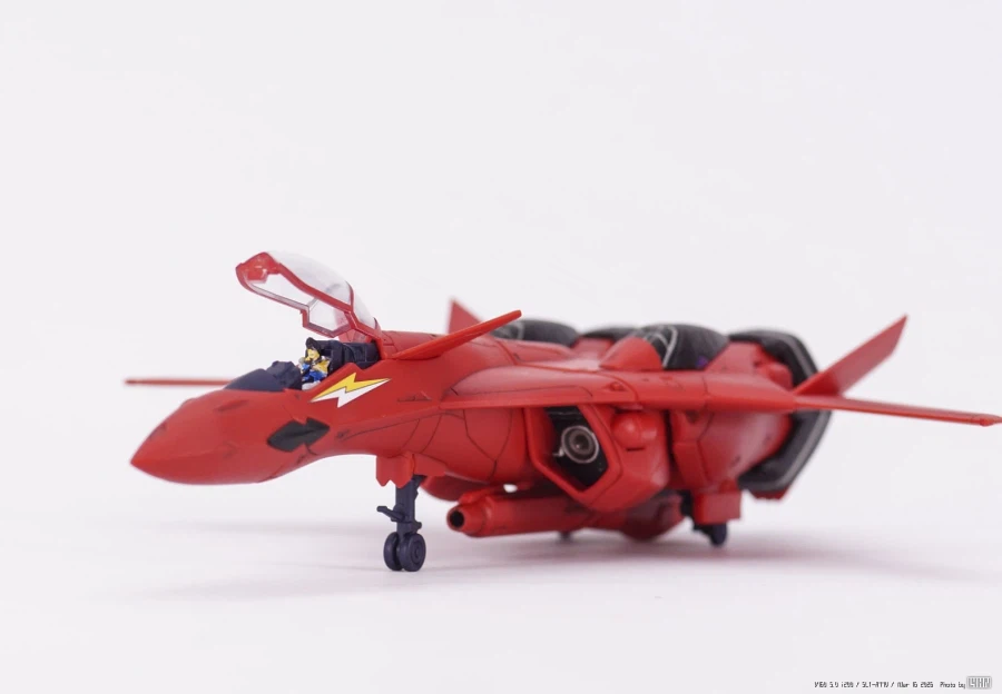 [MACROSS] HG VF-19改 파이어 발키리_3.webp