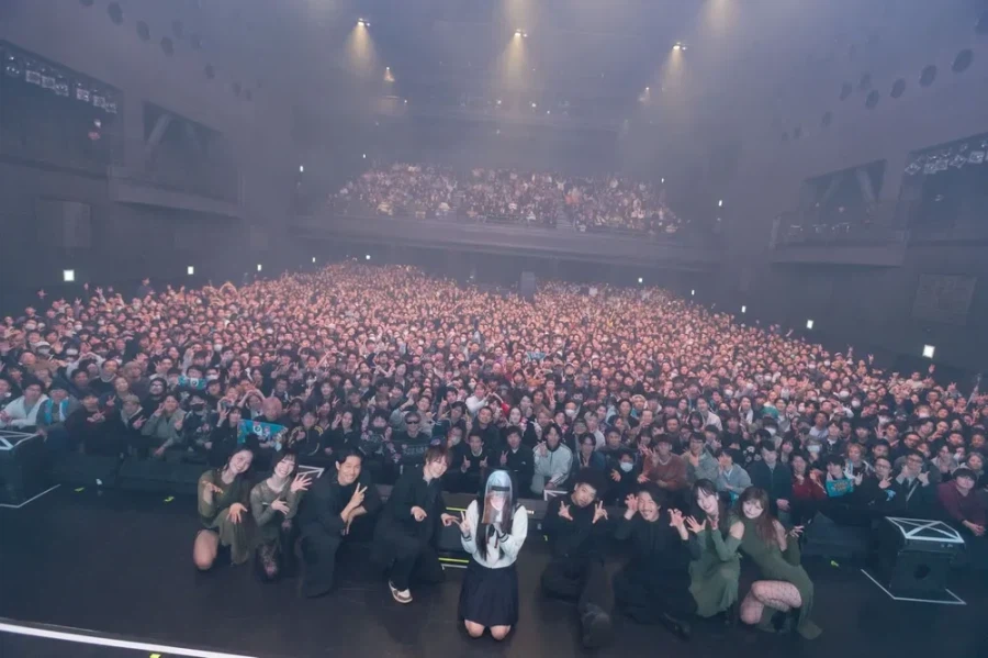 tuki. 첫 콘서트 일본 무도관 공연 영상 및 Zepp 추가공연 사진_5.webp