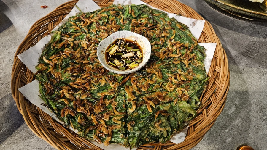 [경남]갑오징어 보쌈 / 보리새우전_7.webp