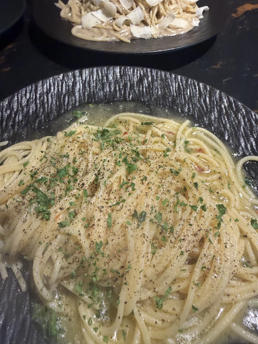 점심 외식_1.webp