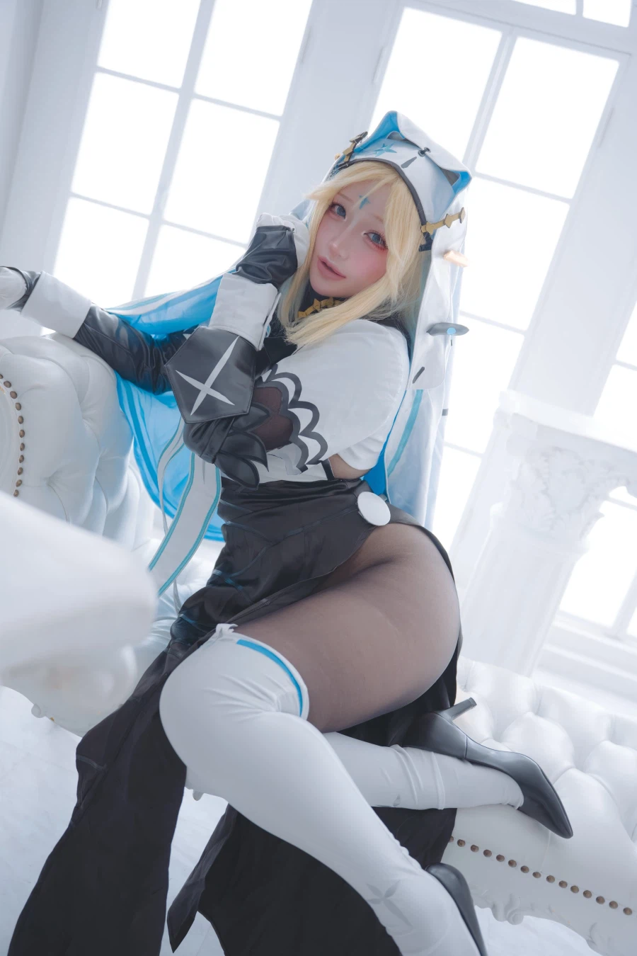 니케) 허벅지가 굉장한 라푼젤 코스프레_1.webp