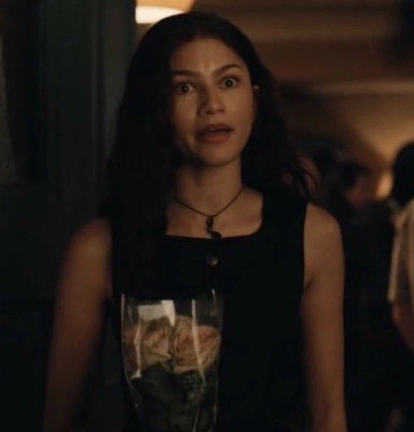 MCU)이번 예고편 속 mj가 차고 있는 목걸이의 정체_1.webp