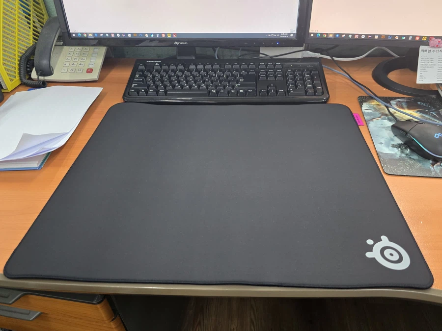 완벽한 슬라이딩을 위한 게이밍 마우스패드, 스틸시리즈 QcK L Speed 사용기_1.webp