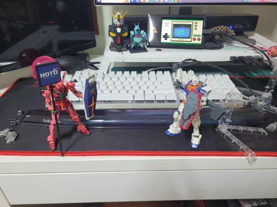 건담) 붉은 건담 핫식스 건담_2.webp