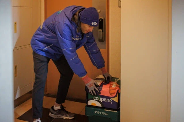 [쿠팡] 새벽배송 뛰는 로저스_2.webp