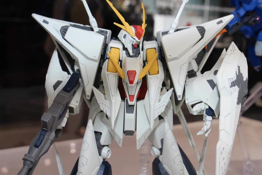 HGUC 1/44 크시 건담 키르케의 마녀 Ver 도쿄점 다각도 전시 사진_7.webp