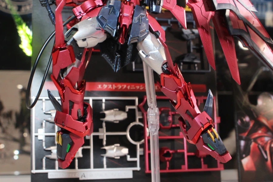 RG 건담 에피온 [스페셜 코팅] 도쿄점 다각도 전시 사진_5.webp