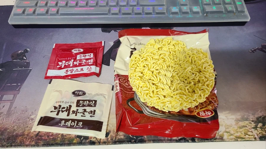 송탄식 부대짜글면_2.webp