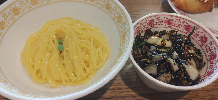 간짜장과 군만두는 찰떡조합입니다._7.webp