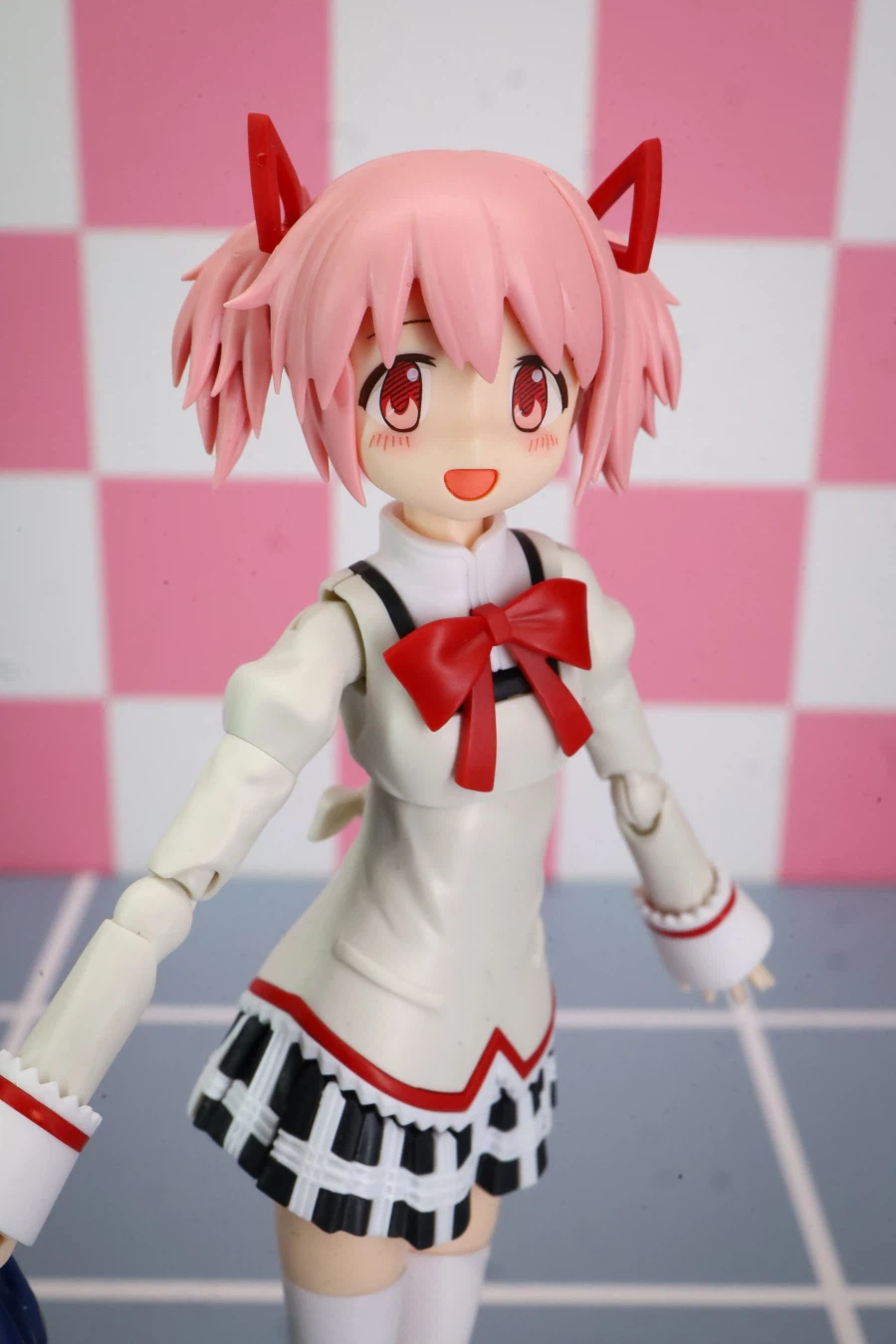 30MP 카나메 마도카 교복 Ver 가조립 + 비교 + 조합 사진_2.webp