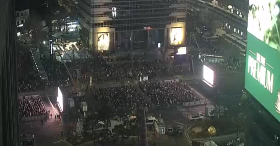 BTS 공연 CCTV 보는중_1.webp