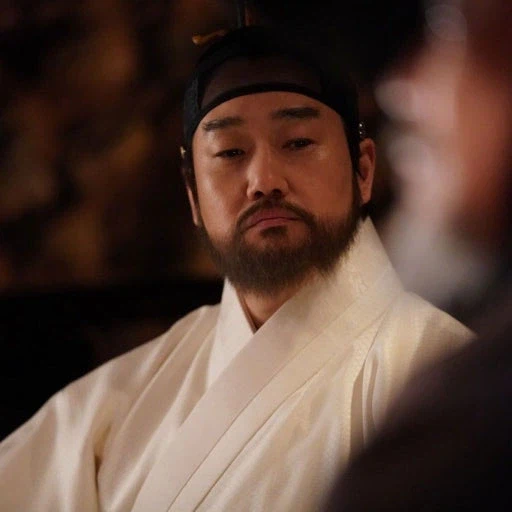 방금...왕과 사는 남자 보고 왔다_1.webp