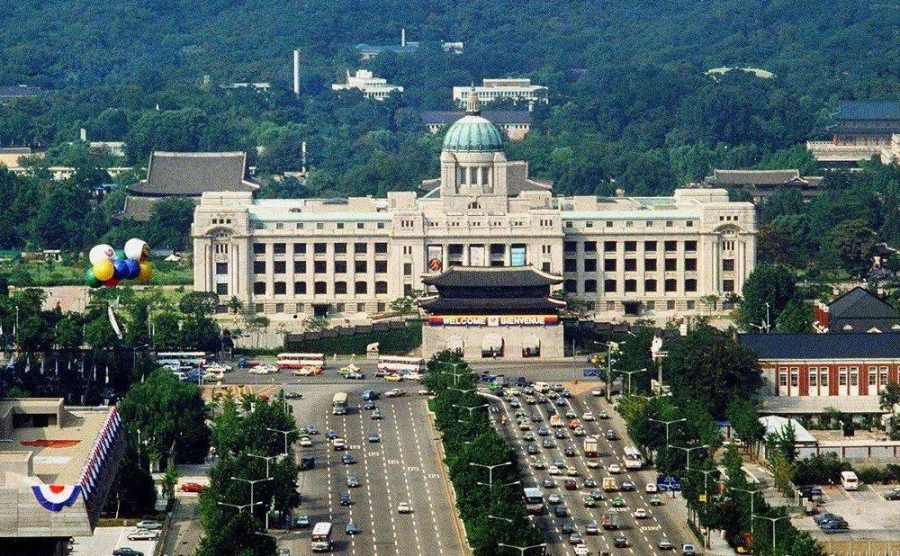 광화문 다시보니까 뽕차긴해_1.webp