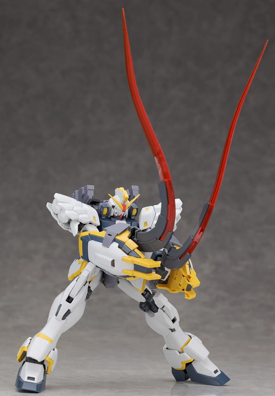 MG 건담 샌드록 EW 아르마딜로 리자드 장비 해외 리뷰 2_103.webp