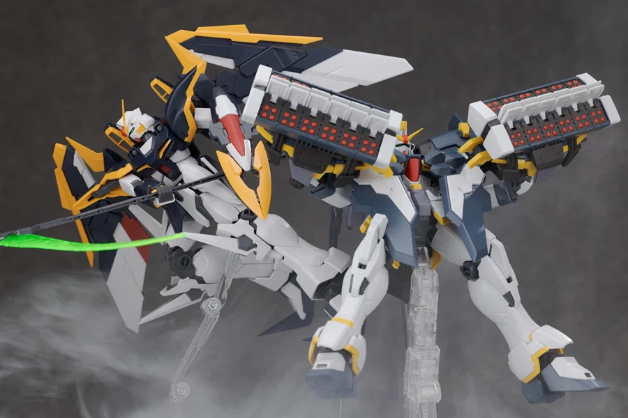 MG 건담 샌드록 EW 아르마딜로 리자드 장비 해외 리뷰 2_106.webp