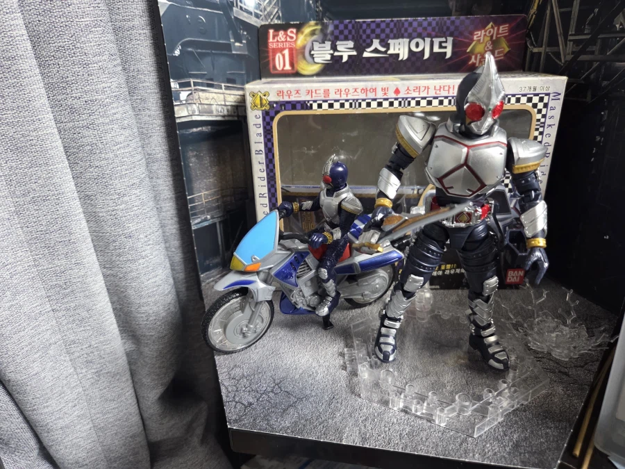피겨라 라이더+바이크 모음(헤이세이 1기)_23.webp